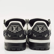 Louis Vuitton LV Maxi – Black & White